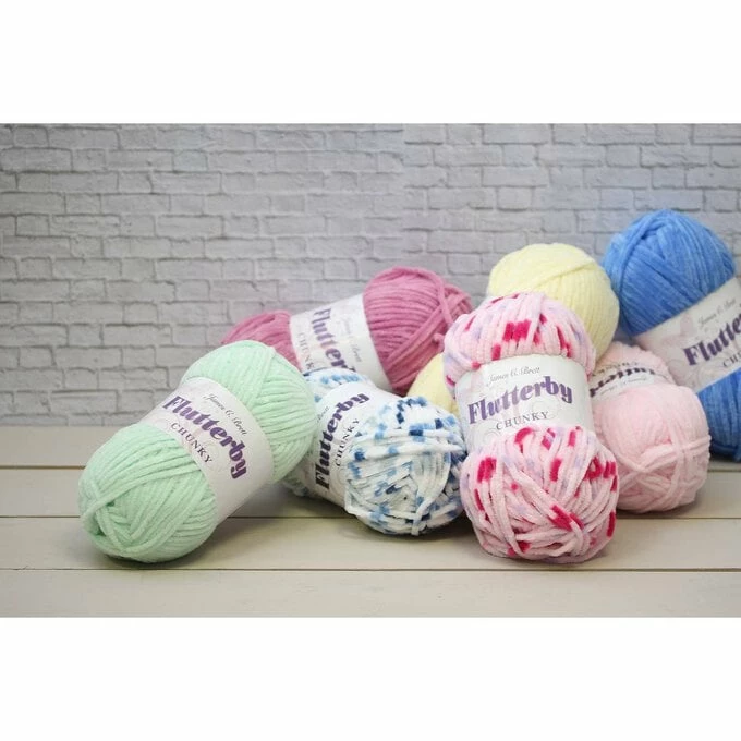 New ???? James C Brett White Blue Mint Flutterby Chunky Yarn 100 G ???? 5 New ???? James C Brett White Blue Mint Flutterby Chunky Yarn 100 G ???? - Image 3